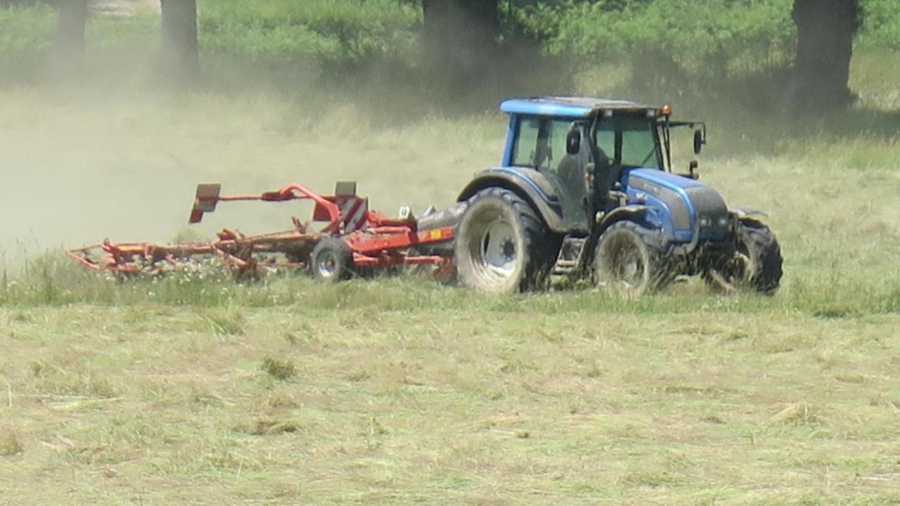 La Ferme De Pomereix Le Dorat Bagian luar foto