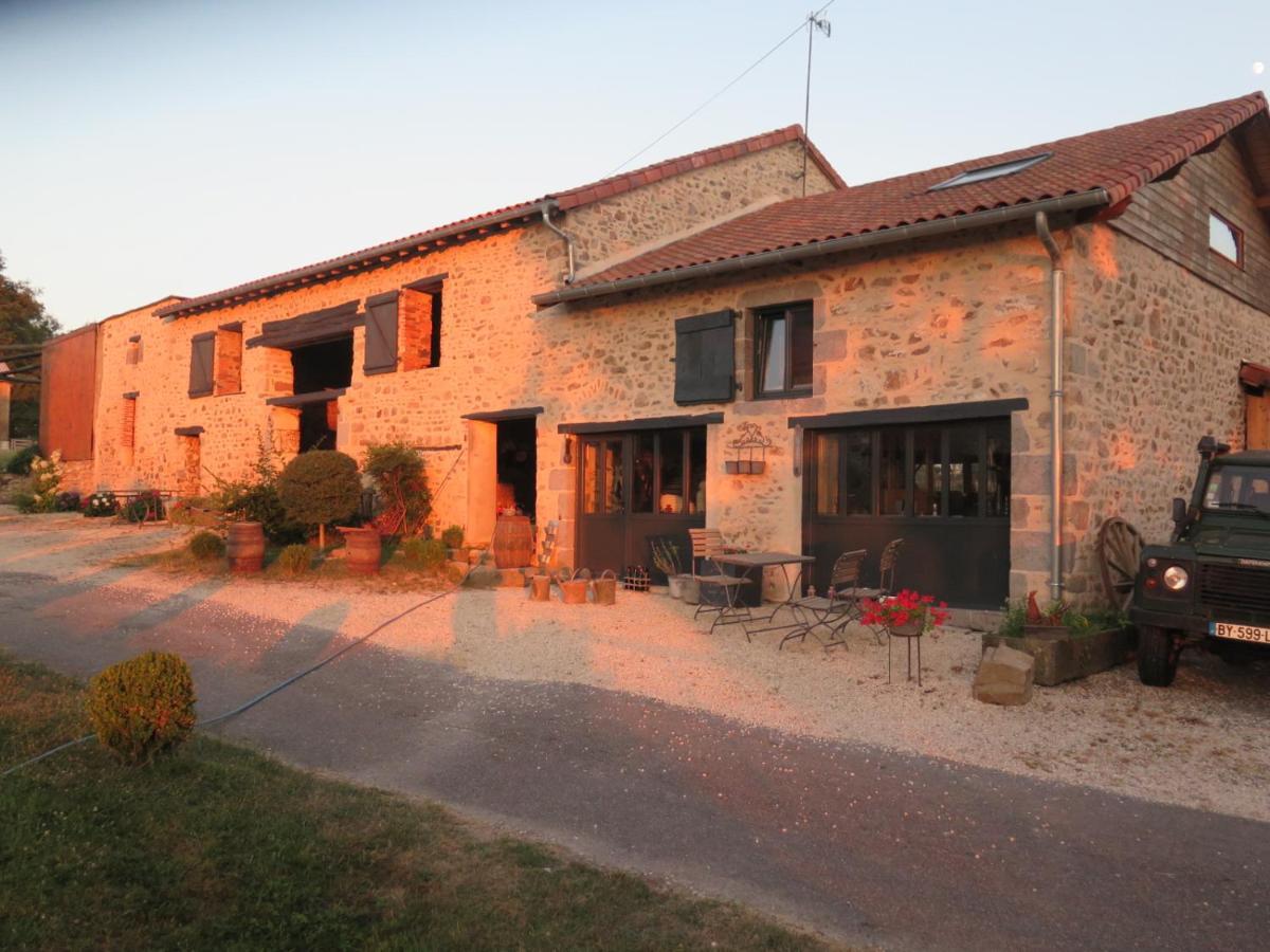 La Ferme De Pomereix Le Dorat Bagian luar foto